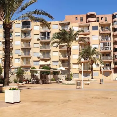 Seafront In Arenales Beach, Pool & Parking Arenales del Sol