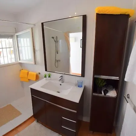 Apartment Seafront In Arenales Beach, Pool & Parking Arenales del Sol