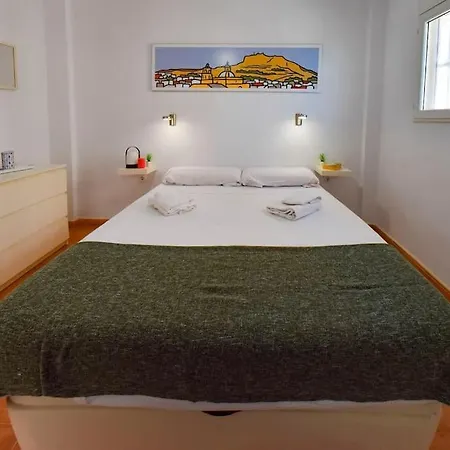 Apartment Seafront In Arenales Beach, Pool & Parking Arenales del Sol